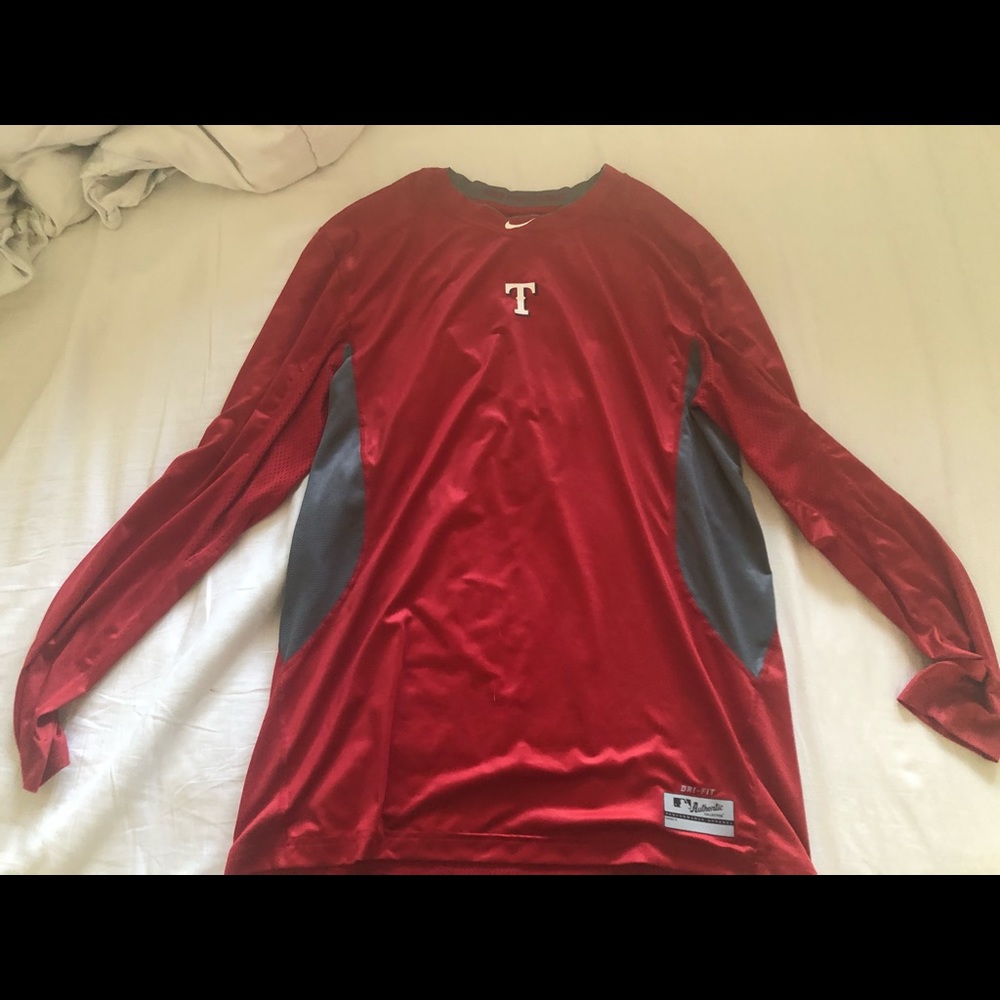 Texas Rangers Nike Peo Combat Training top